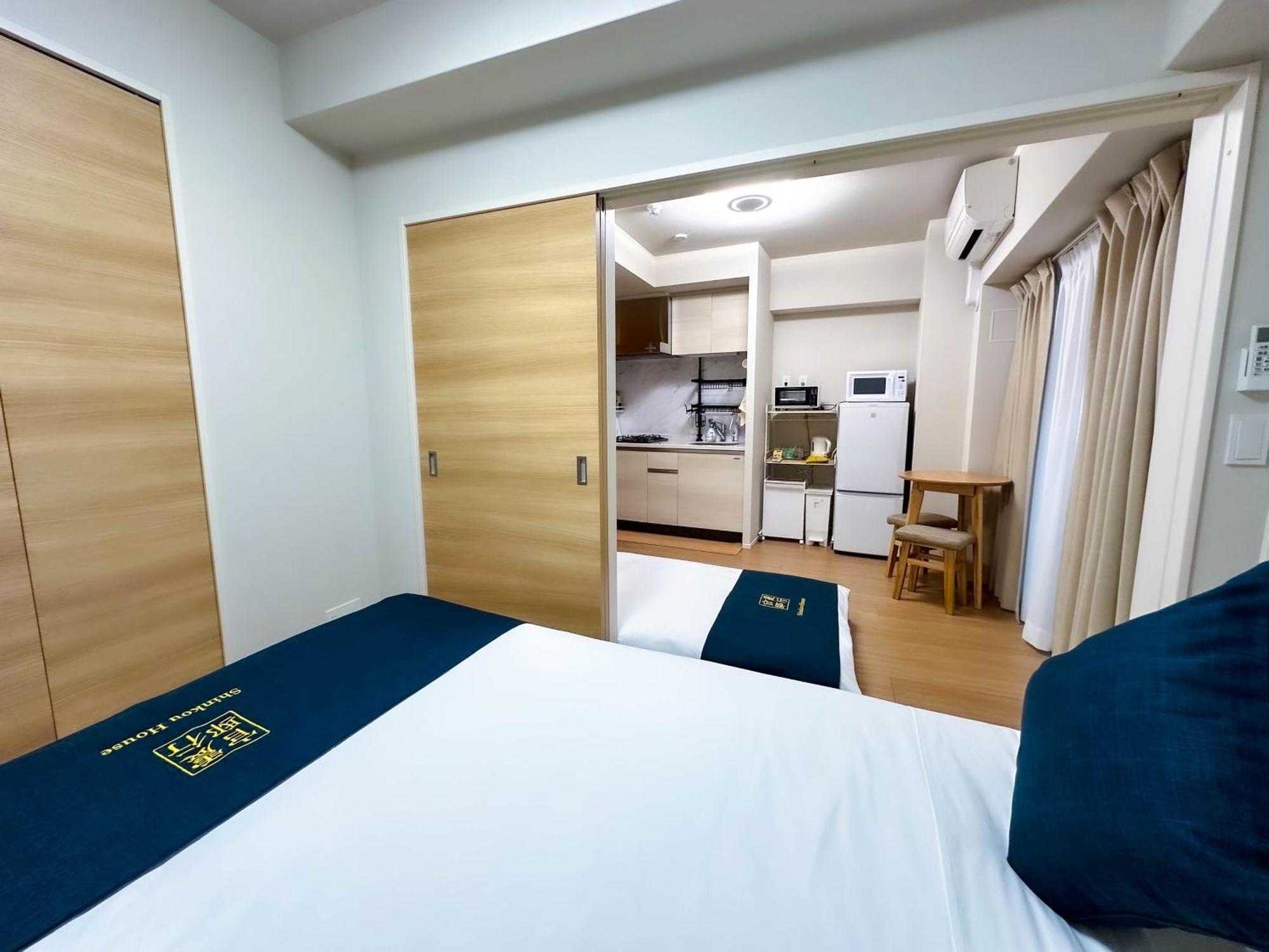 Апартаменты Shinkou House Ue Осака Экстерьер фото